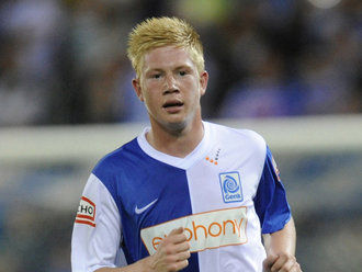 皇马0-2负塞尔塔赛后球员围攻裁判，一分钟内五黄一红