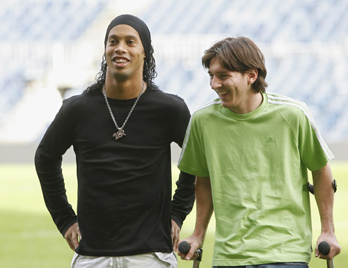 库蒂尼奥身价下降到350万欧，巅峰身价1.5亿，本赛季52场11球（库蒂尼奥市值跌至350万欧：曾高达1.5亿，本季52战打进11球）