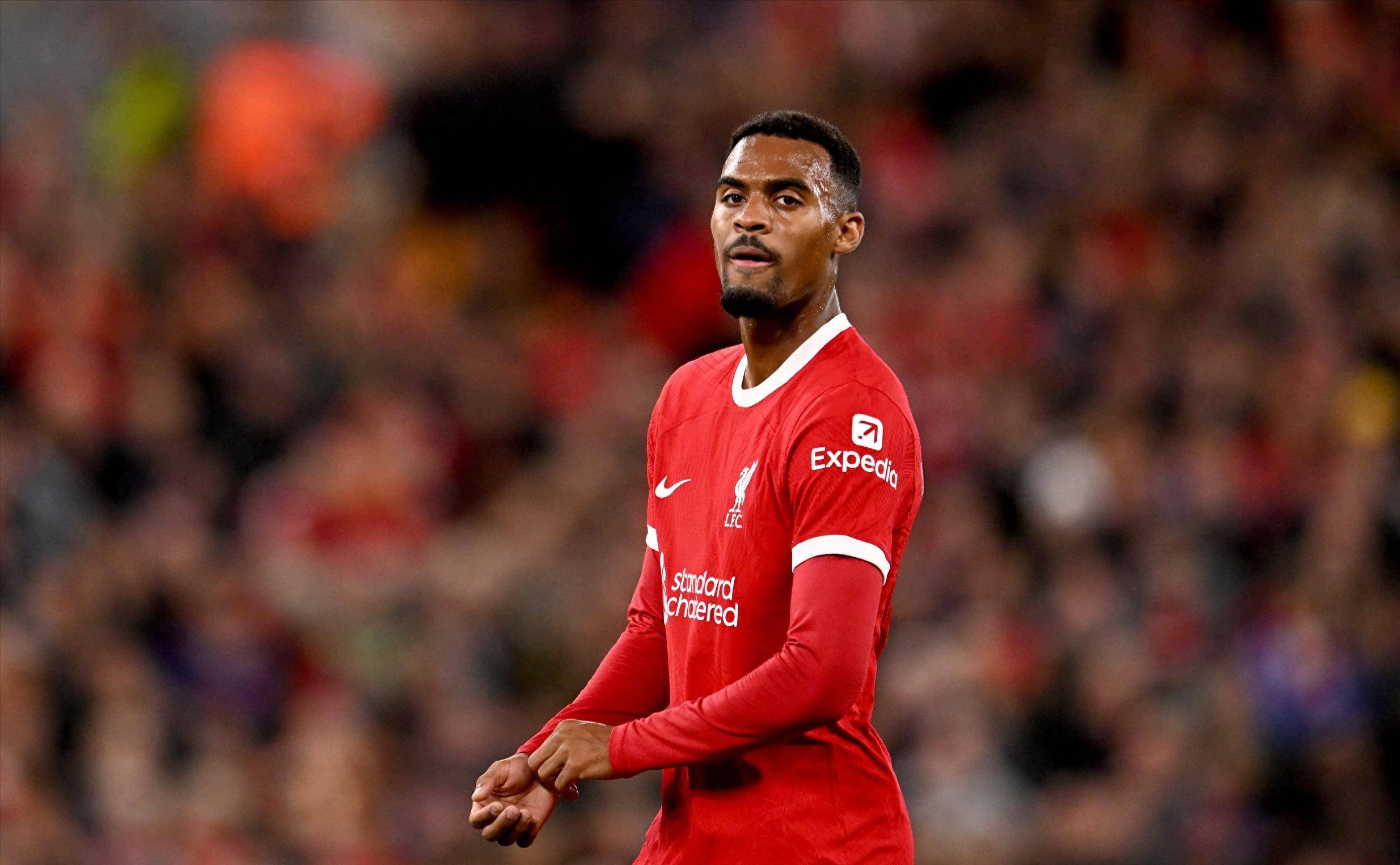 意媒：本托想离开沙特转会欧洲，国米和米兰对其感兴趣