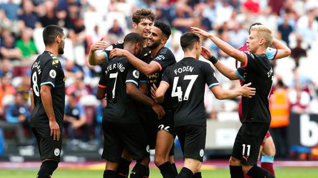 弗里克谈巴萨伤病危机，18岁库巴西创西甲传球纪录（巴萨陷入伤病潮，弗里克发声；18岁库巴西刷新西甲传球纪录）