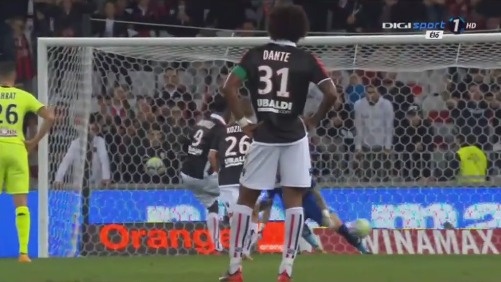 巴萨客战贝蒂斯：亚马尔PK安东尼，拉什福德、佩德里出战（巴萨做客贝蒂斯：亚马尔迎战安东尼，拉什福德与佩德里将出战）