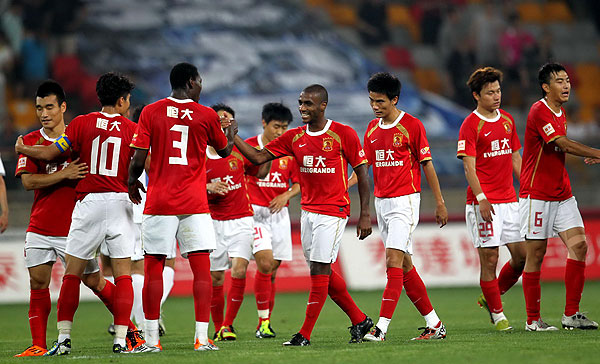 篮球CBA球队训练营全员参与