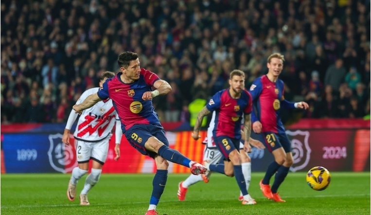 德利赫特：没想到上个月没被荷兰征召；我现在感觉状态非常好（德利赫特：对上月无缘荷兰队感到意外，目前自评状态极佳）