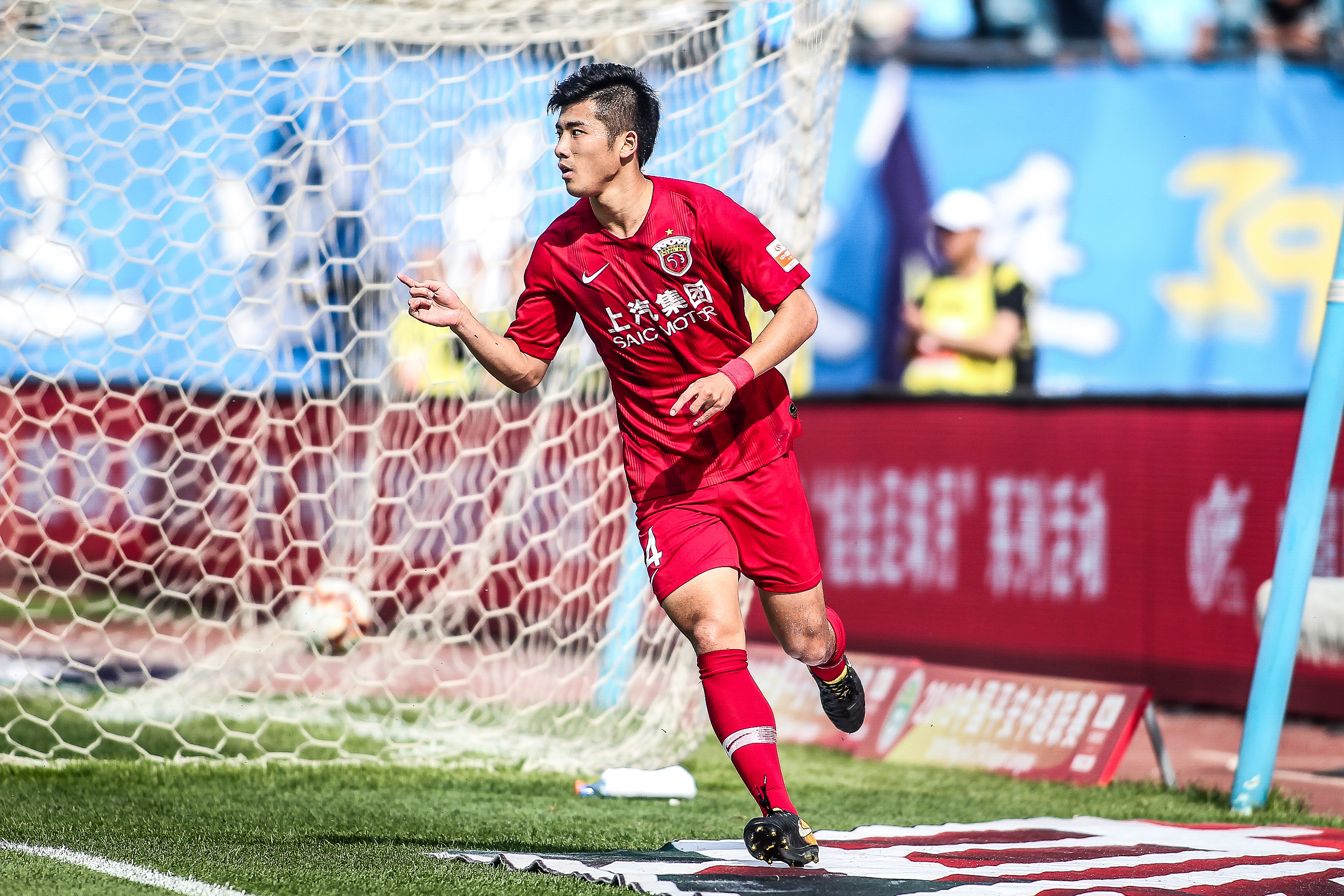 亚洲杯战报：塔加耶夫、安以恩破门，土库曼斯坦3-1中国台北（亚洲杯：塔加耶夫、安以恩建功，土库曼斯坦3比1击败中国台北）