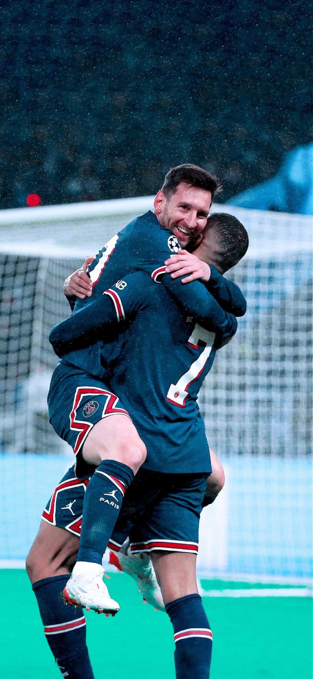 亚冠5轮1分！海港主帅赛后表演语言艺术：球迷打脸，蓉城再补一刀（亚冠5轮仅1分！海港主帅赛后花式回应遭球迷回怼，蓉城再补刀）