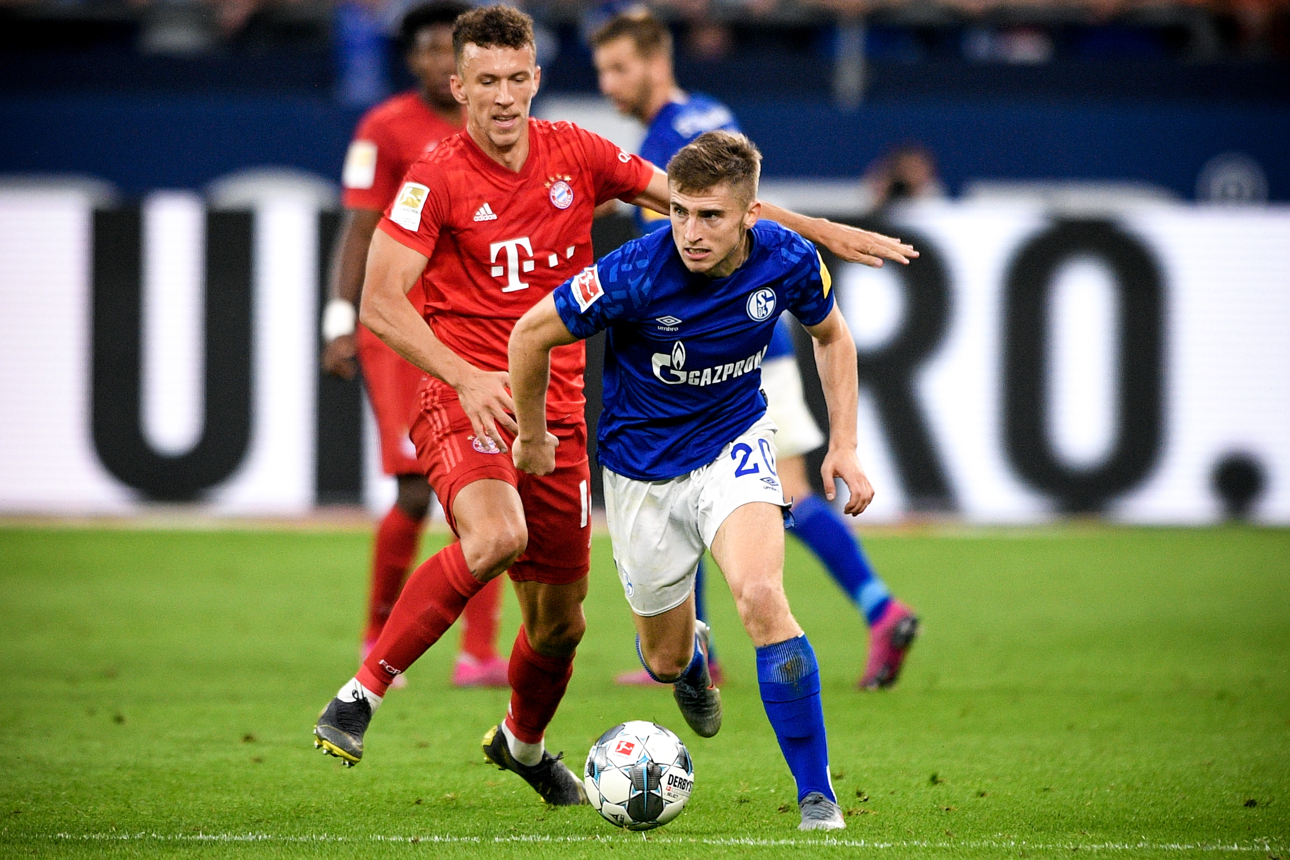 孔帕尼：过去两次对阵巴黎对于中立球迷来说也非常有意思（孔帕尼：前两次与巴黎交锋同样精彩，令中立球迷大呼过瘾）