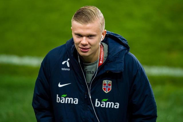 发生了什么？不敌纽卡后，瓜迪奥拉疑似和场边摄影师发生冲突（负于纽卡后，瓜迪奥拉疑与场边摄影师起争执，究竟怎么回事？）