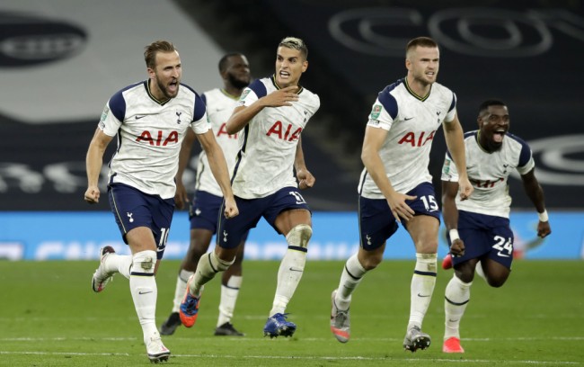 斯洛特：客战曼城是整个赛季最难的比赛之一，我们已做好准备（斯洛特：做客曼城堪称本季最艰难的挑战之一，我们已整装待发）