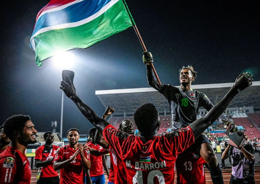 特尔：很高兴完成在热刺的欧冠首秀；孙兴慜就像我的大哥一样（特尔：开心完成热刺欧冠首秀，孙兴慜宛如兄长）