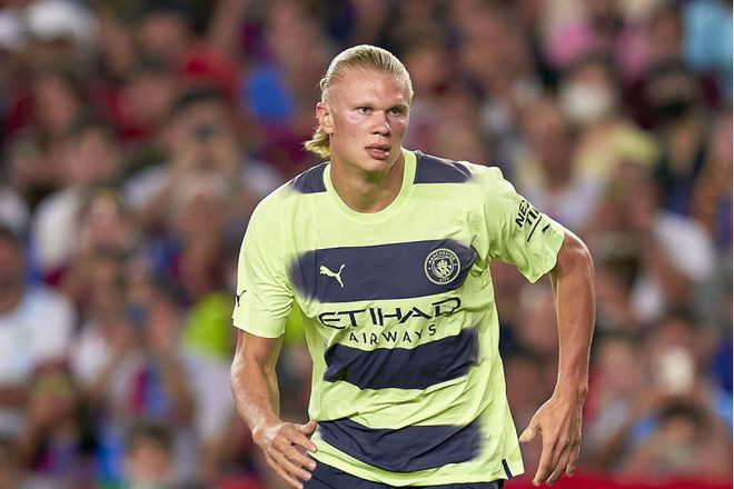 英超赛场亮点：利物浦逆转曼联,（英超焦点战：利物浦完成逆转击败曼联）